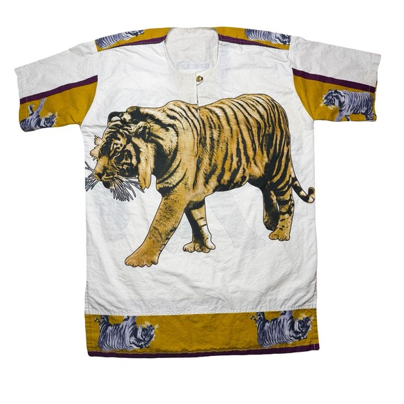 Other - Vintage tiger shirt top